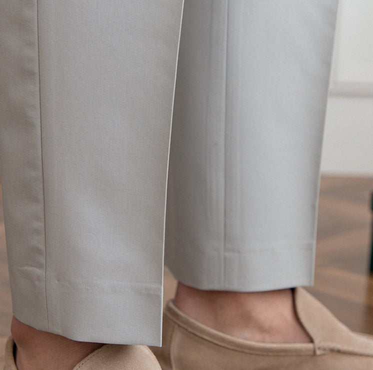 Premium Gurkha Pleated Straight Fit Trousers Beige